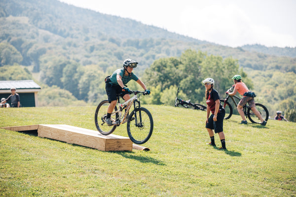 Top 4 Women’s Mountain Bike Clinics and Festivals for 2023 – Kaden Apparel